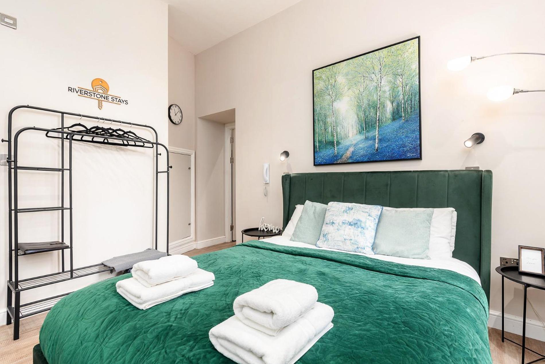 Beautiful Apartment & Central Location & King Size Bed Leeds  Eksteriør billede