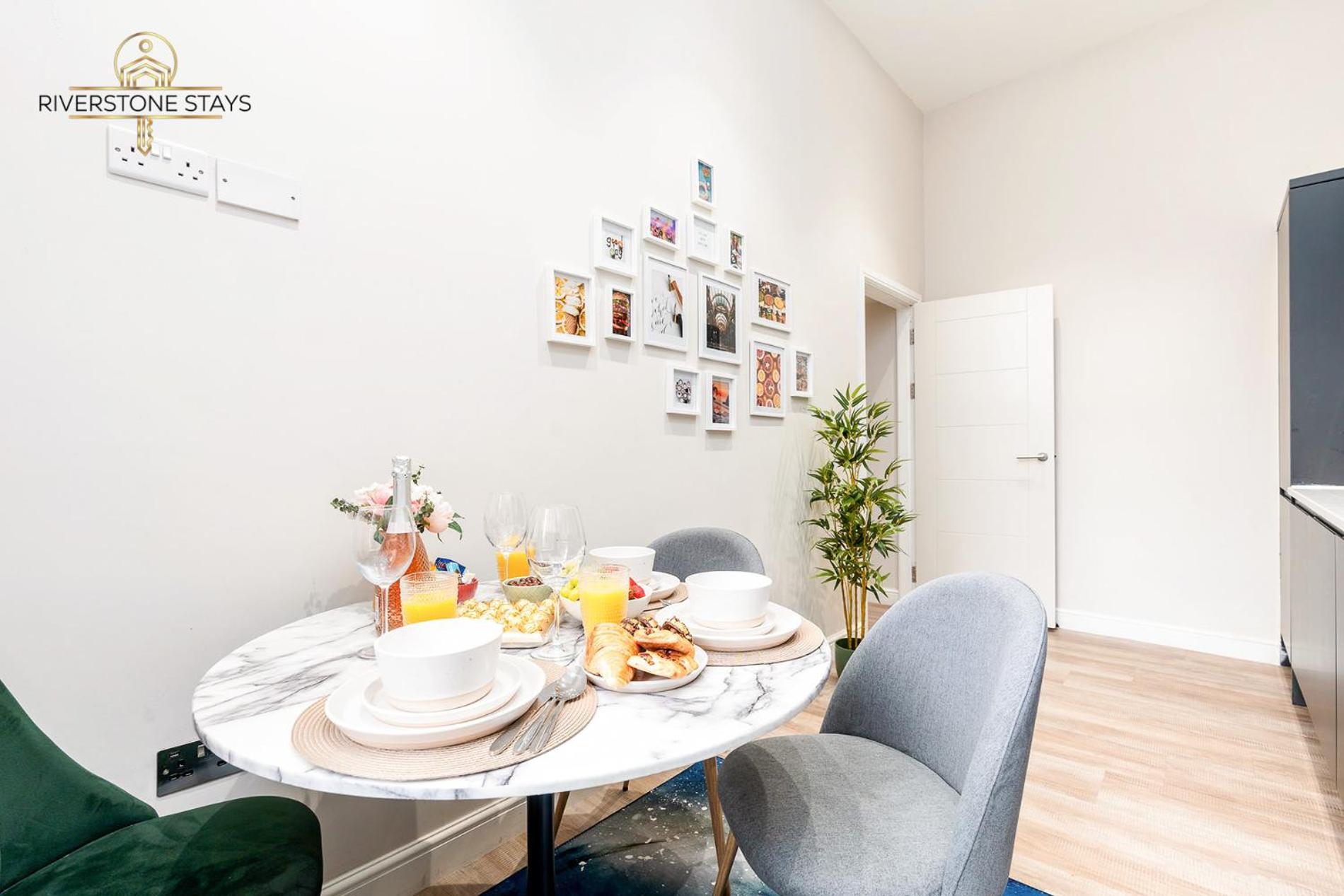 Beautiful Apartment & Central Location & King Size Bed Leeds  Eksteriør billede