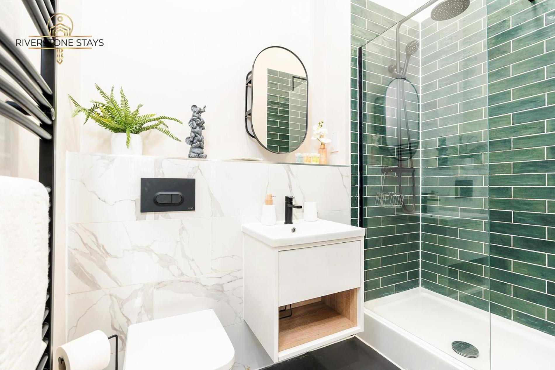 Beautiful Apartment & Central Location & King Size Bed Leeds  Eksteriør billede